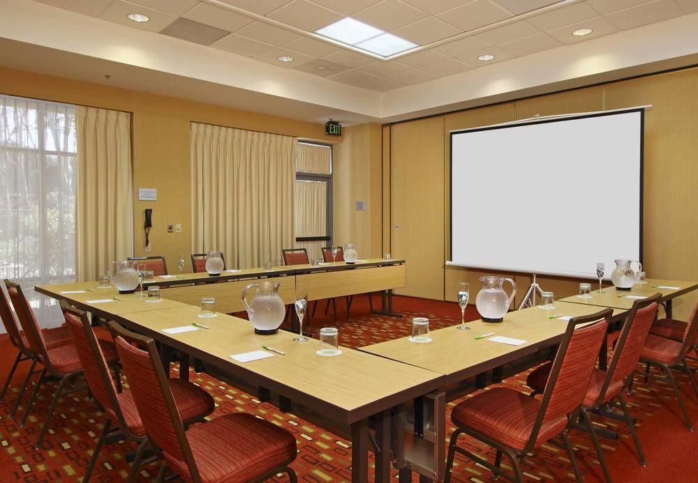 Courtyard By Marriott Richmond Berkeley Ξενοδοχείο Εξωτερικό φωτογραφία