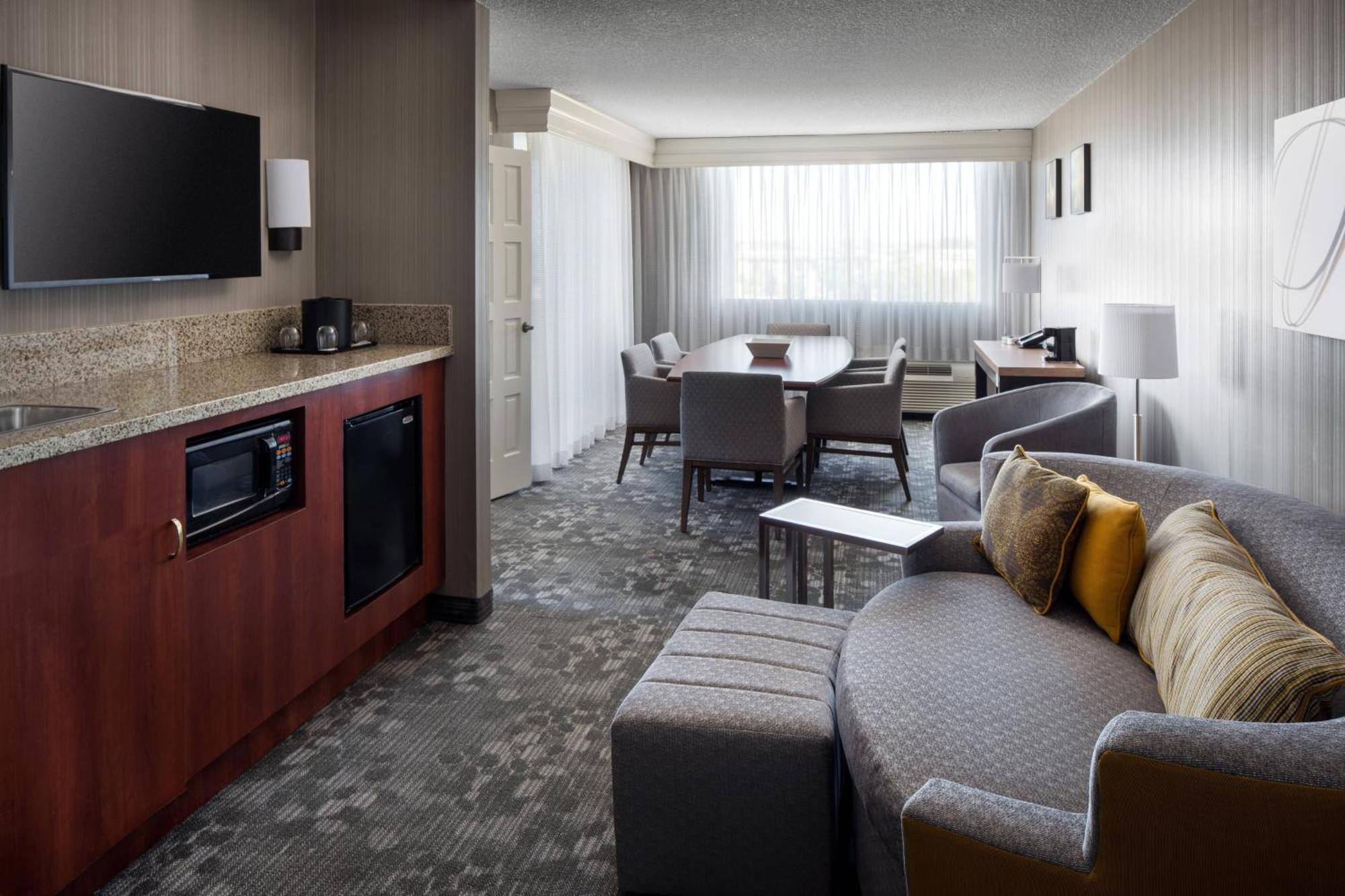 Courtyard By Marriott Richmond Berkeley Ξενοδοχείο Εξωτερικό φωτογραφία