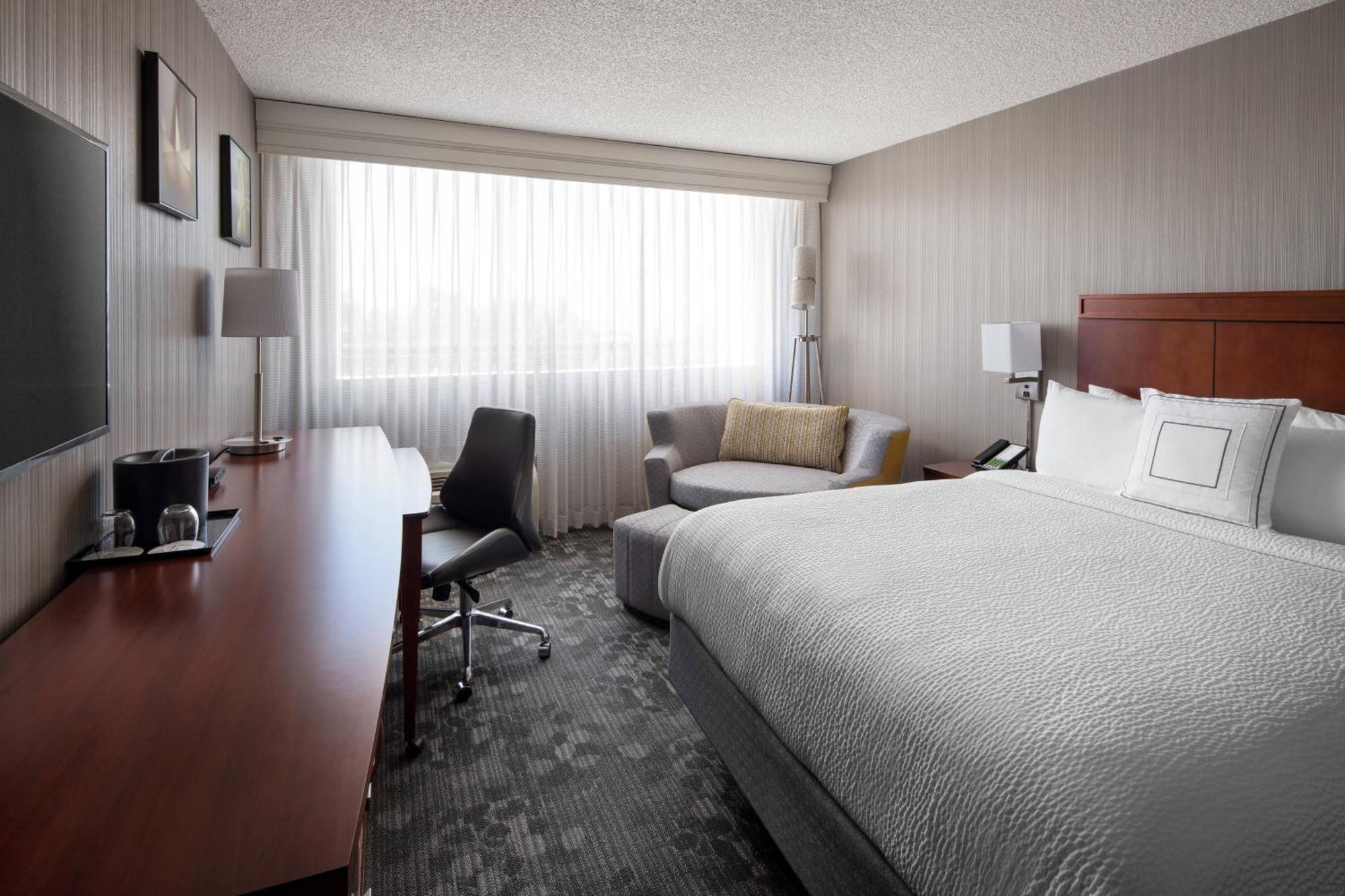 Courtyard By Marriott Richmond Berkeley Ξενοδοχείο Εξωτερικό φωτογραφία