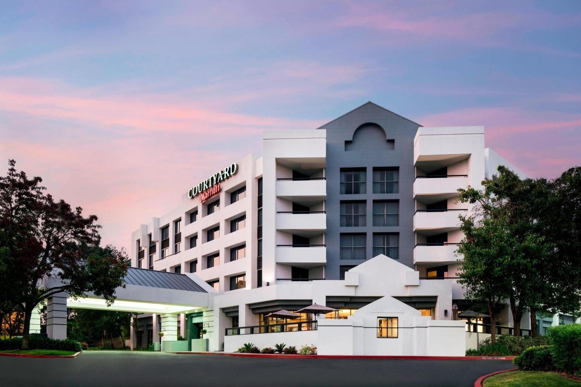 Courtyard By Marriott Richmond Berkeley Ξενοδοχείο Εξωτερικό φωτογραφία