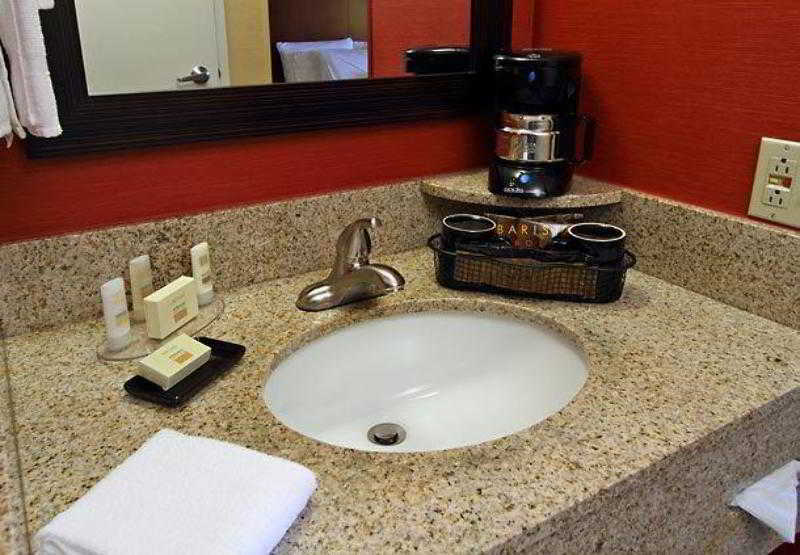 Courtyard By Marriott Richmond Berkeley Ξενοδοχείο Εξωτερικό φωτογραφία