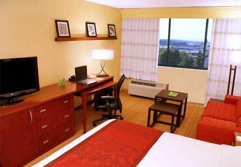 Courtyard By Marriott Richmond Berkeley Ξενοδοχείο Εξωτερικό φωτογραφία